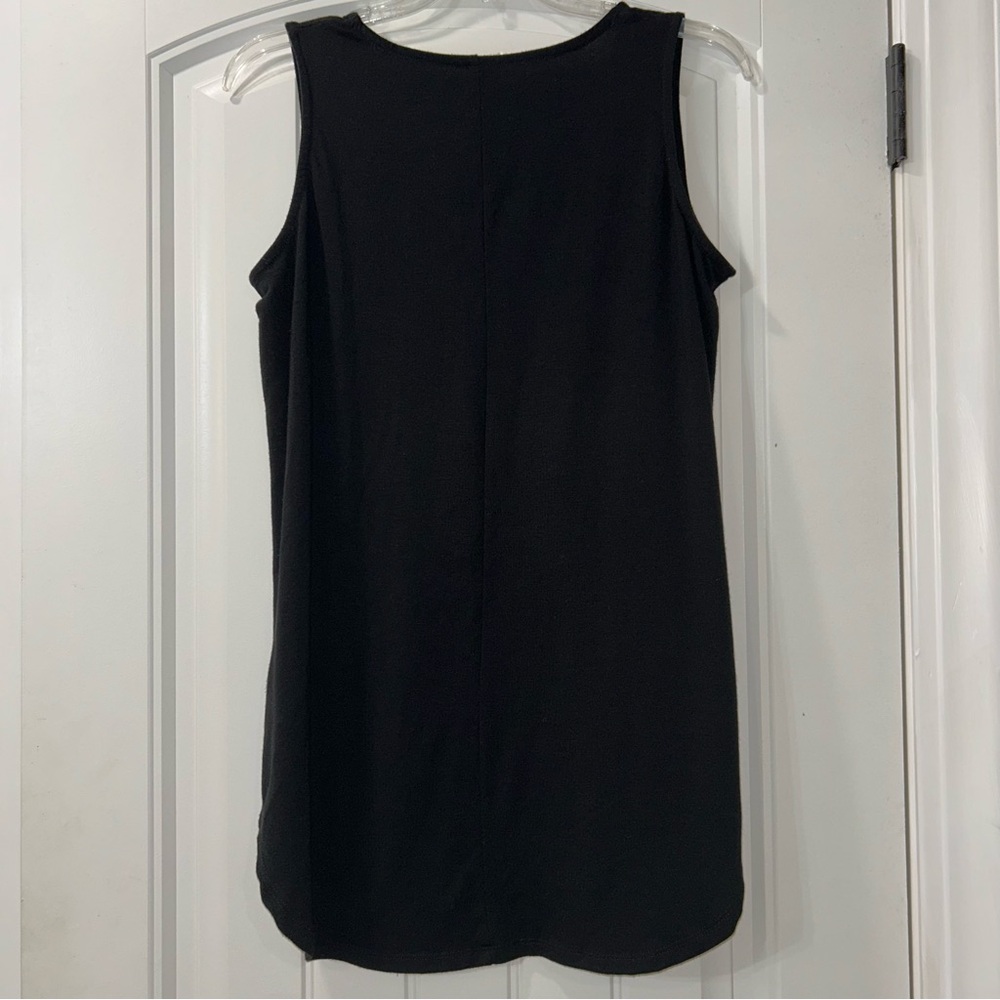 Zenana Basic Black Sleeveless Top Women’s Medium - Picture 5 of 5